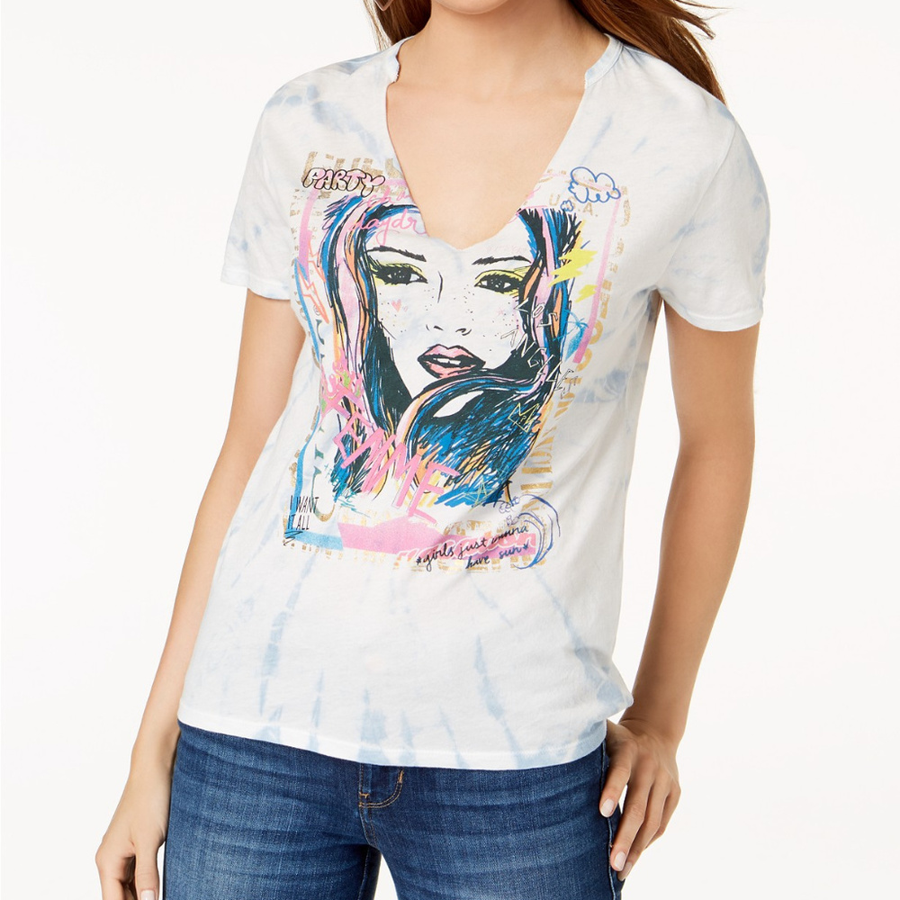 Guess Retro Graphic T-Shirt
